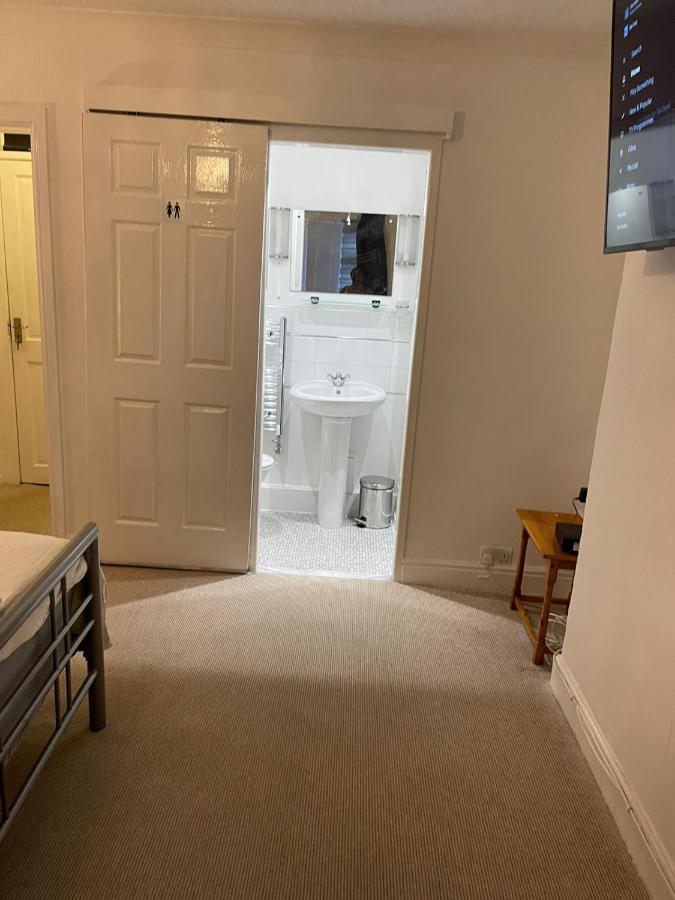 Alder En-Suites Self-Catering With Private Shower 1 Southampton Esterno foto