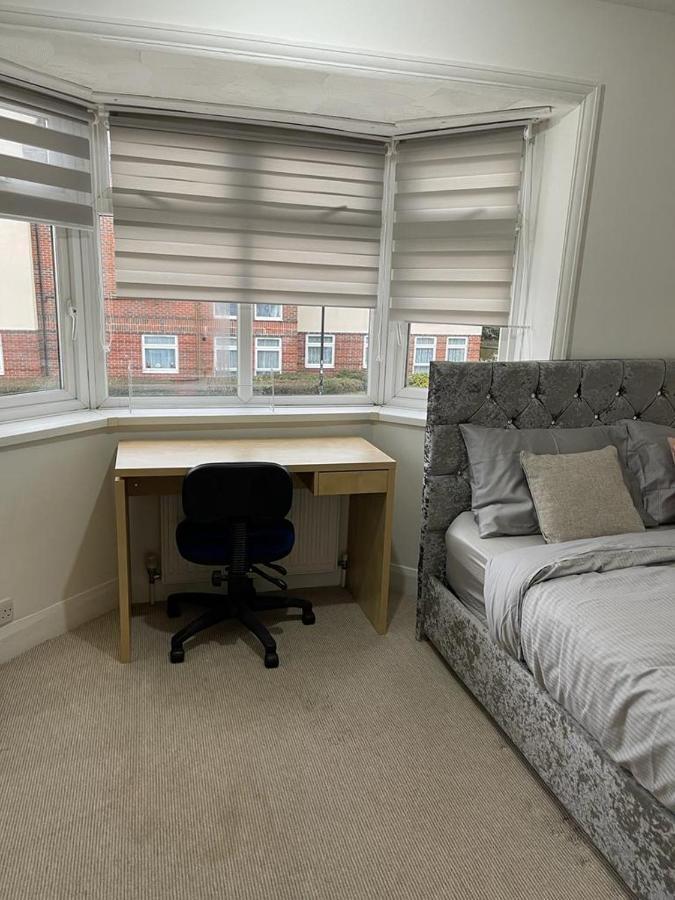 Alder En-Suites Self-Catering With Private Shower 1 Southampton Esterno foto